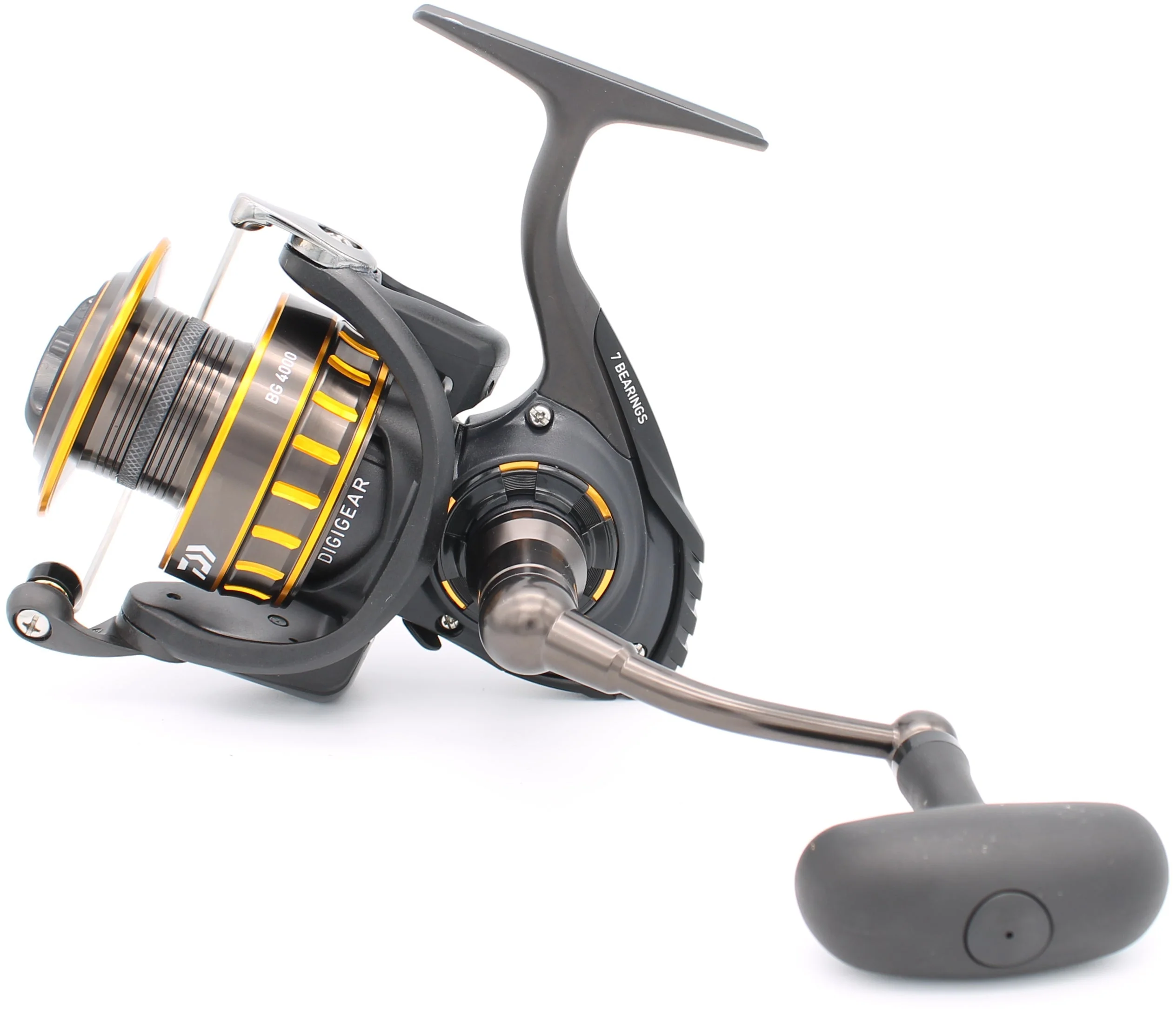 Daiwa BG Spinning Reel 锟斤拷 Black Anodized Aluminum, Digigear System, Air Rotor, Waterproof Drag for Freshwater & Saltwater Fishing - Levo Sportswear